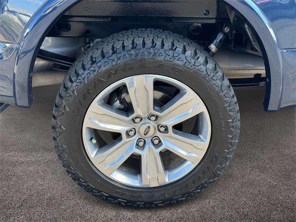 Used 2020 Ford F150 Platinum w/ Equipment Group 701A Luxury image 7