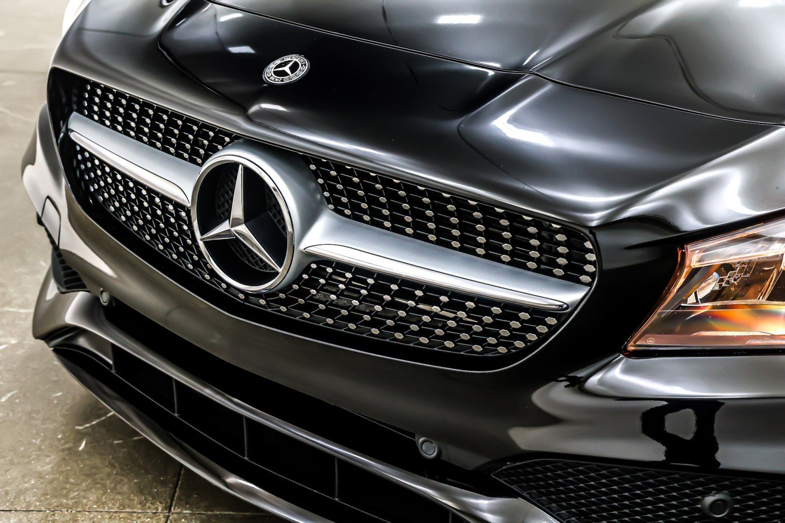 Used 2018 Mercedes-Benz CLA 250 image 13