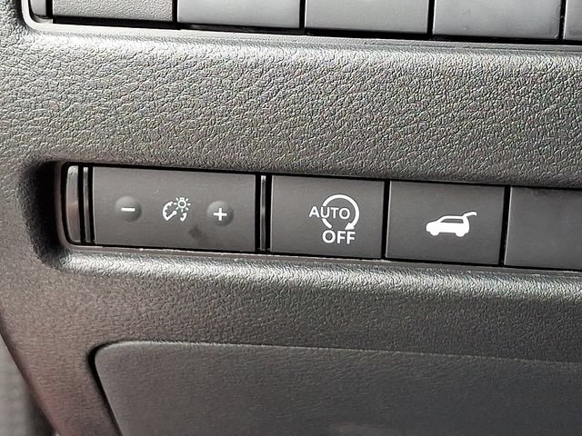 Used 2026 Nissan Rogue Dark Armor FWD image 25