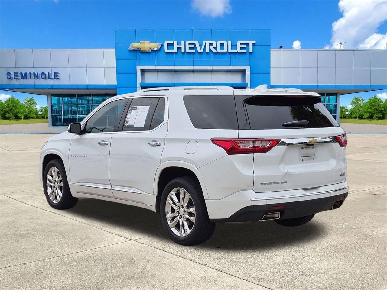 Used 2019 Chevrolet Traverse High Country AWD/4WD image 3