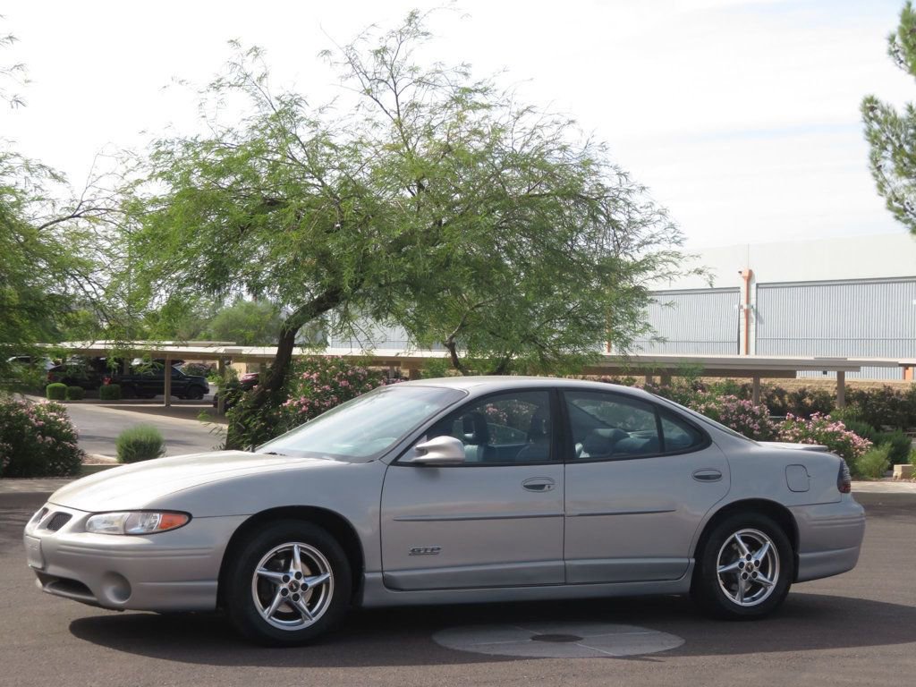 Used 2000 Pontiac Grand Prix GTP w/ Opt Pkg image 1