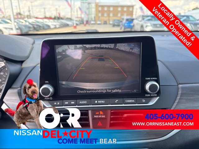 Used 2025 Nissan Altima 2.5 SV FWD image 23