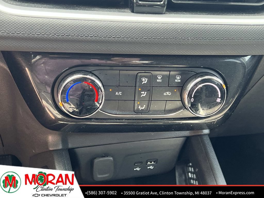 Used 2026 Chevrolet TrailBlazer LT w/ Driver Confidence Package FWD image 23
