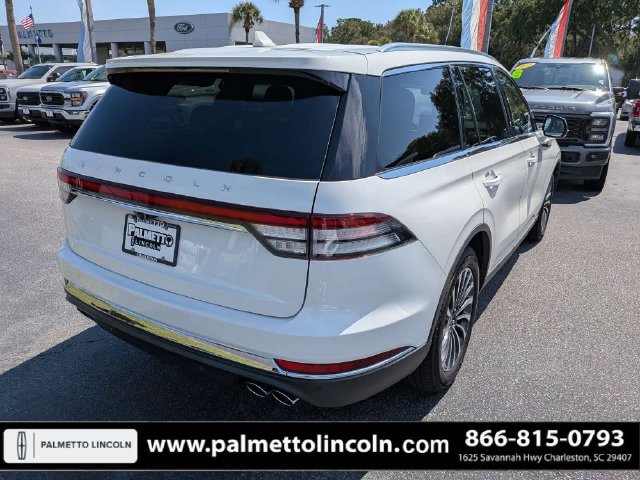 Certified 2022 Lincoln Aviator Reserve RWD image 4