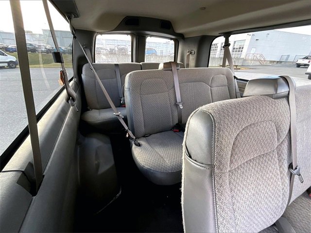 Used 2025 Chevrolet Express 3500 LS image 14