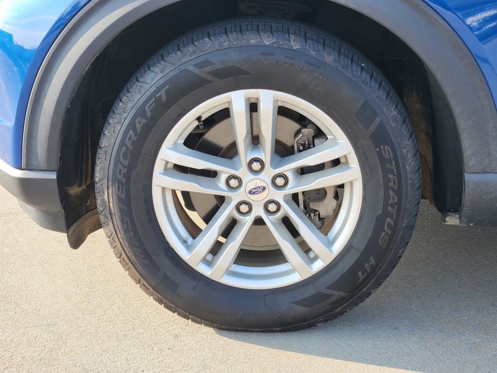 Used 2020 Ford Explorer XLT image 16