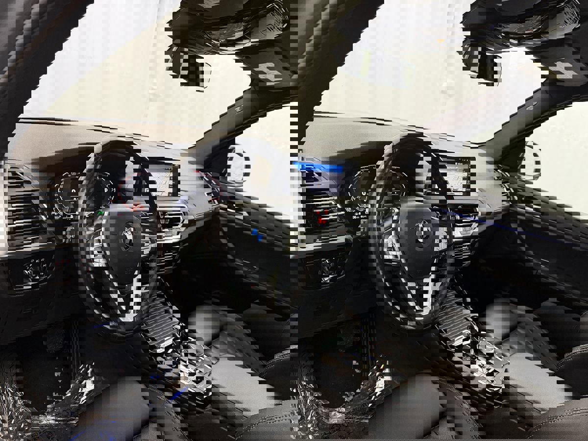 Used 2024 BMW X3 xDrive30i image 6