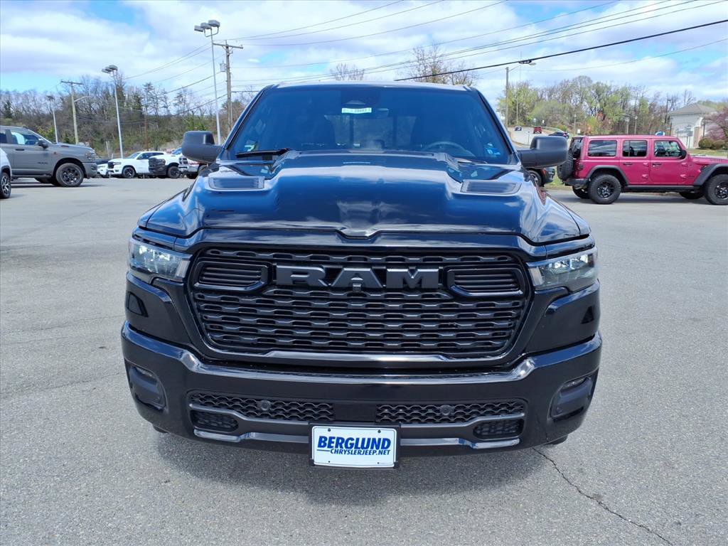 New 2026 RAM 1500 Express AWD/4WD image 9