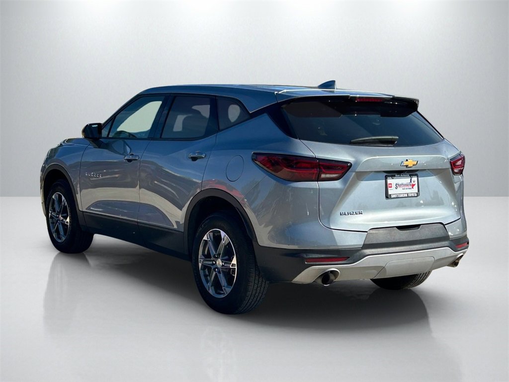 Used 2025 Chevrolet Blazer LT image 7
