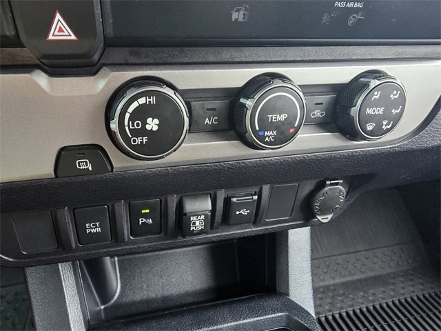 Used 2020 Toyota Tacoma SR5 image 30