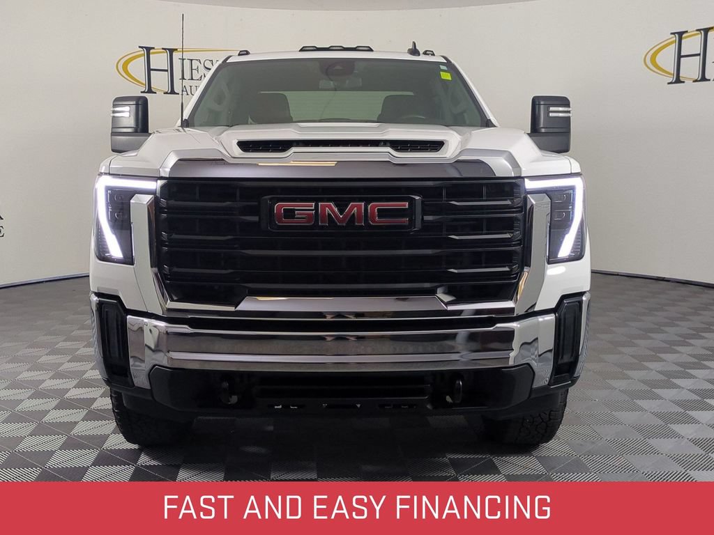 Used 2025 GMC Sierra 2500 Pro w/ Convenience Package AWD/4WD image 7