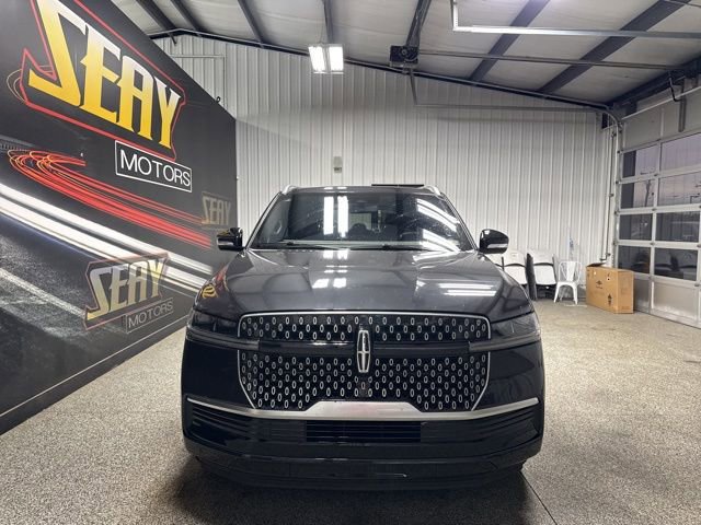 Used 2025 Lincoln Navigator Reserve AWD/4WD image 20