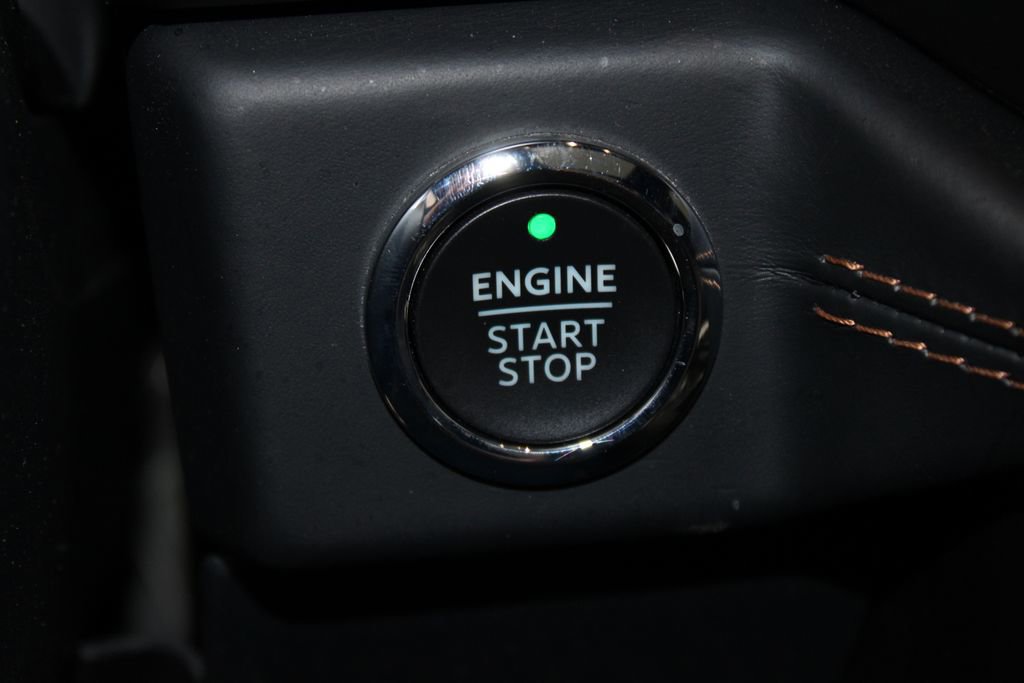 Used 2023 Ford Expedition Platinum image 29