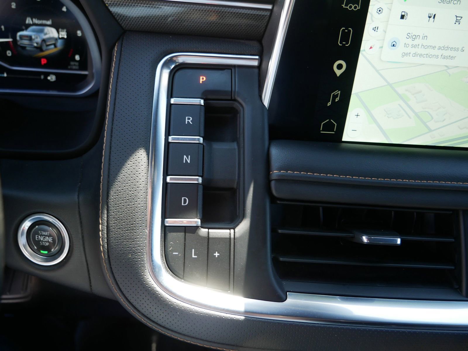 Used 2023 GMC Yukon XL AT4 w/ AT4 Premium Plus Package AWD/4WD image 20
