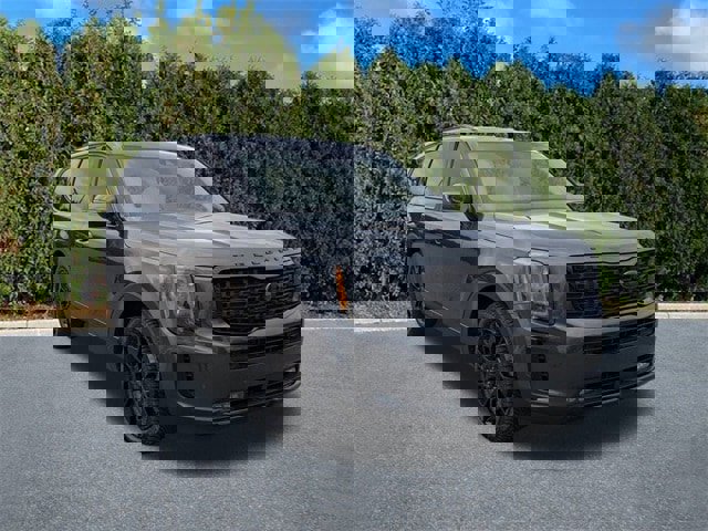 Used 2021 Kia Telluride SX w/ SX Prestige Package image 3