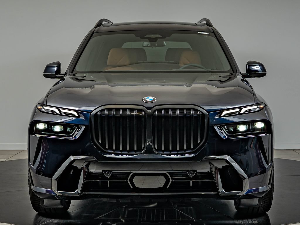 New 2027 BMW X7 xDrive40i w/ Executive Package AWD/4WD image 2