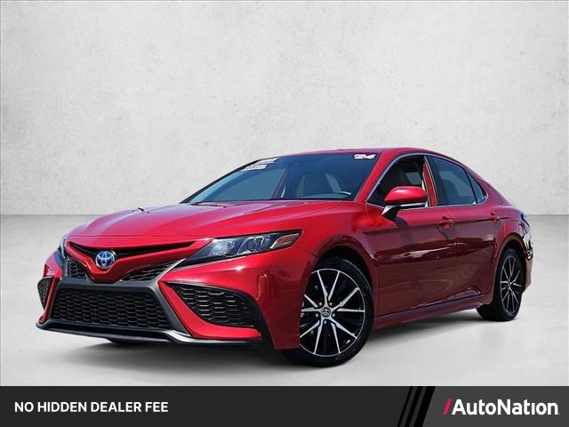 Used 2024 Toyota Camry SE