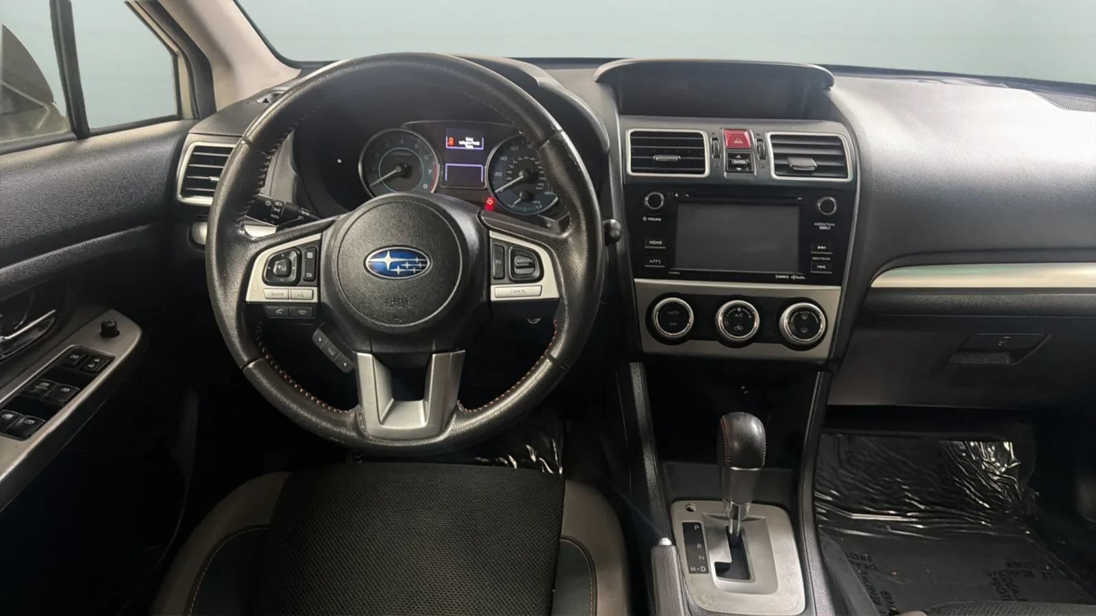 Used 2016 Subaru Crosstrek 2.0i Premium AWD/4WD image 11