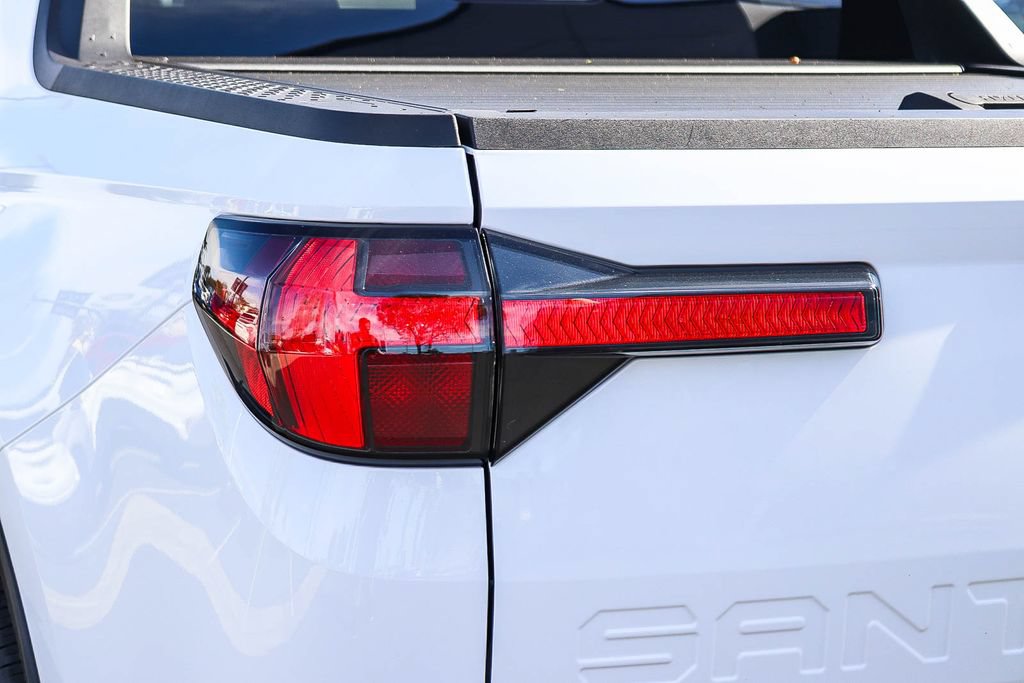 Used 2025 Hyundai Santa Cruz SEL FWD image 7