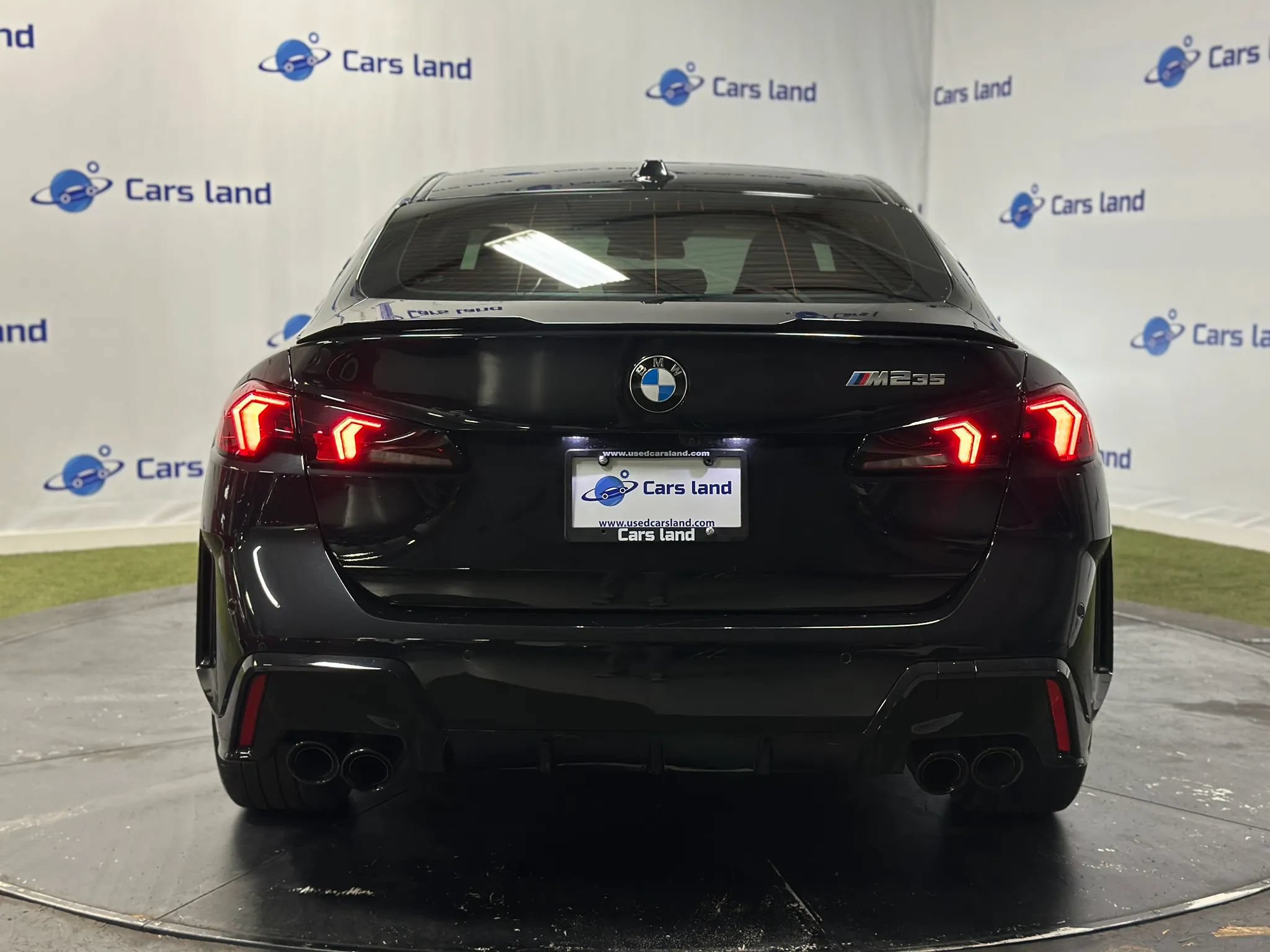 Used 2025 BMW M235i xDrive w/ M Performance Package AWD/4WD image 4