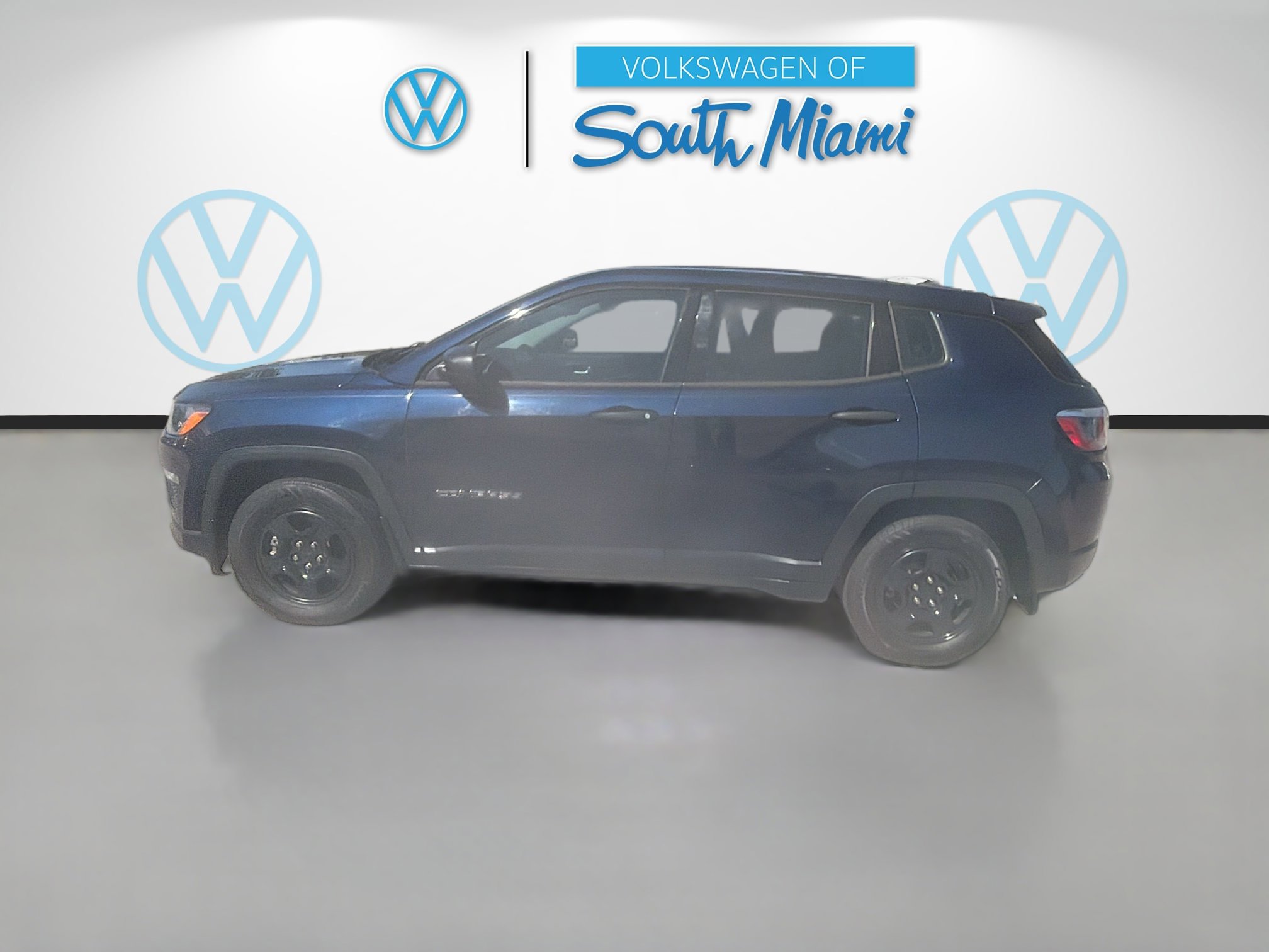 Used 2019 Jeep Compass Sport FWD image 4