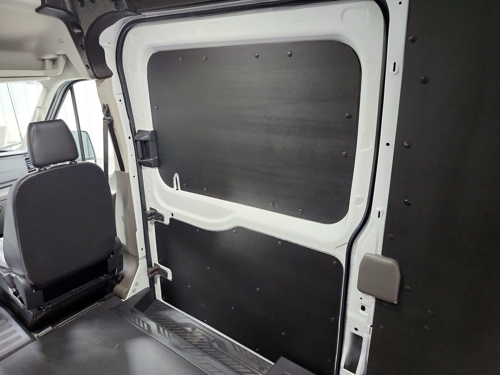 New 2026 Ford Transit 250 148 Medium Roof w/ Load Area Protection Package image 34