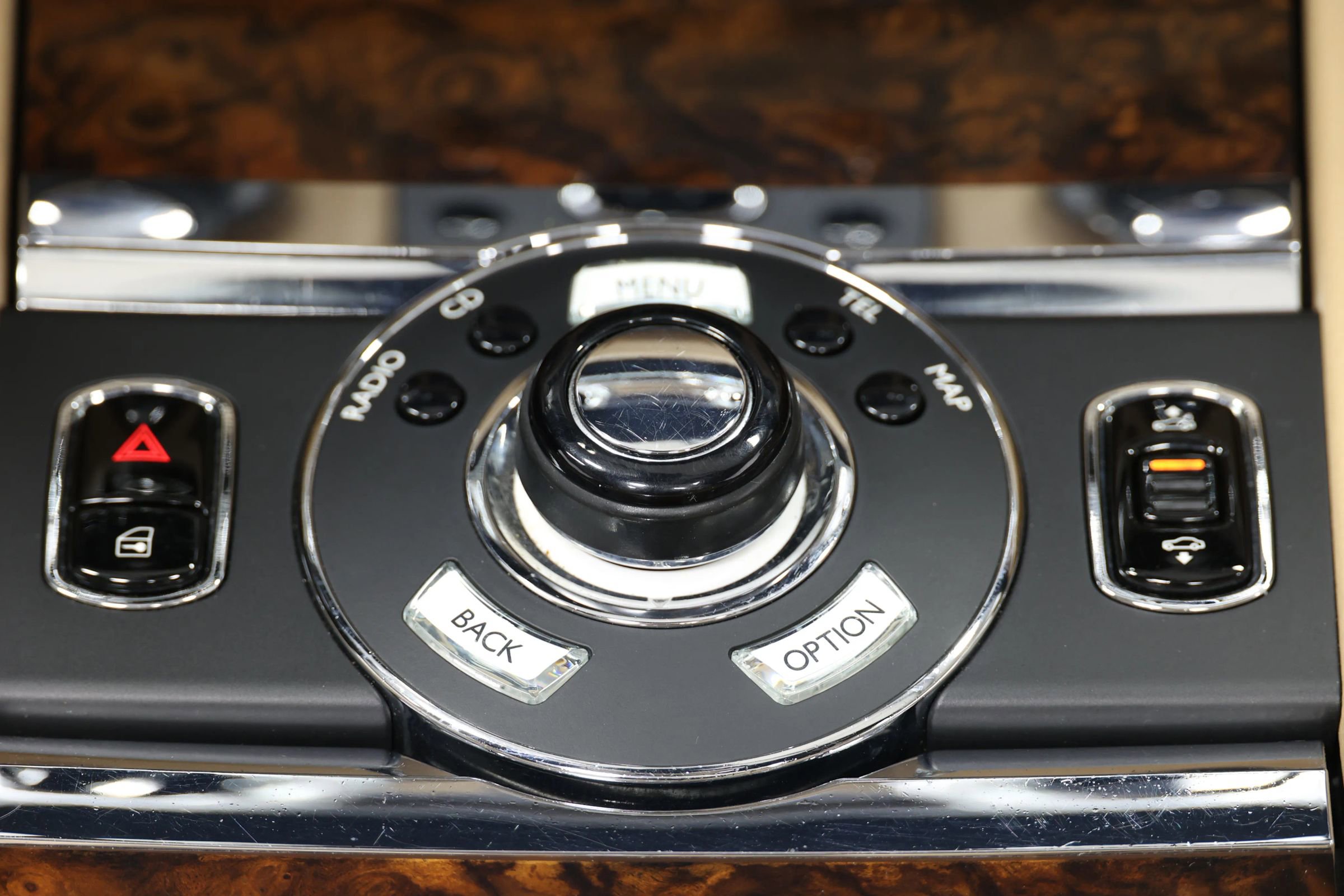 Used 2011 Rolls-Royce Ghost image 46