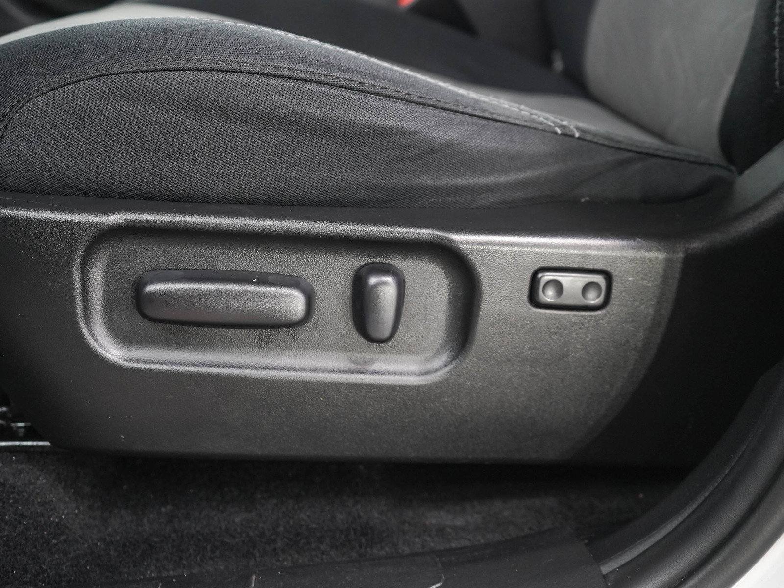 Used 2021 Toyota Tacoma TRD Off-Road AWD/4WD image 26