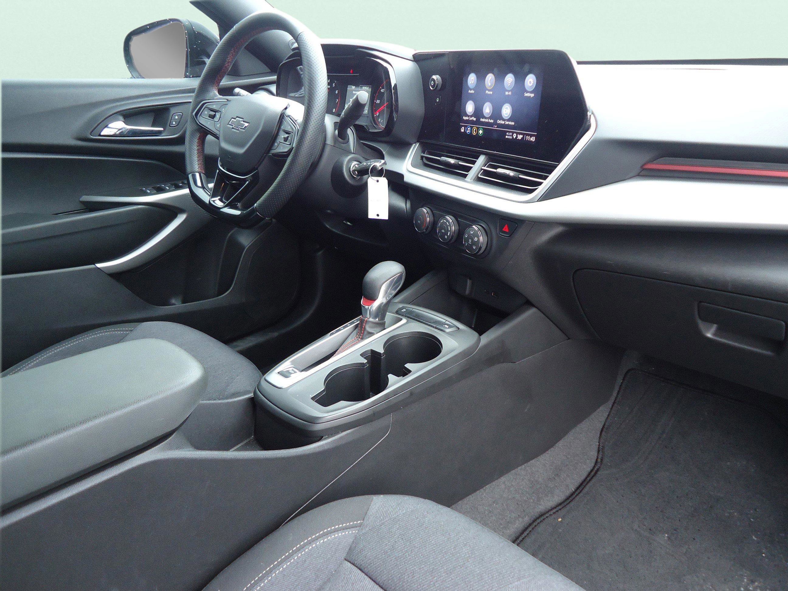 Used 2024 Chevrolet Trax RS image 26