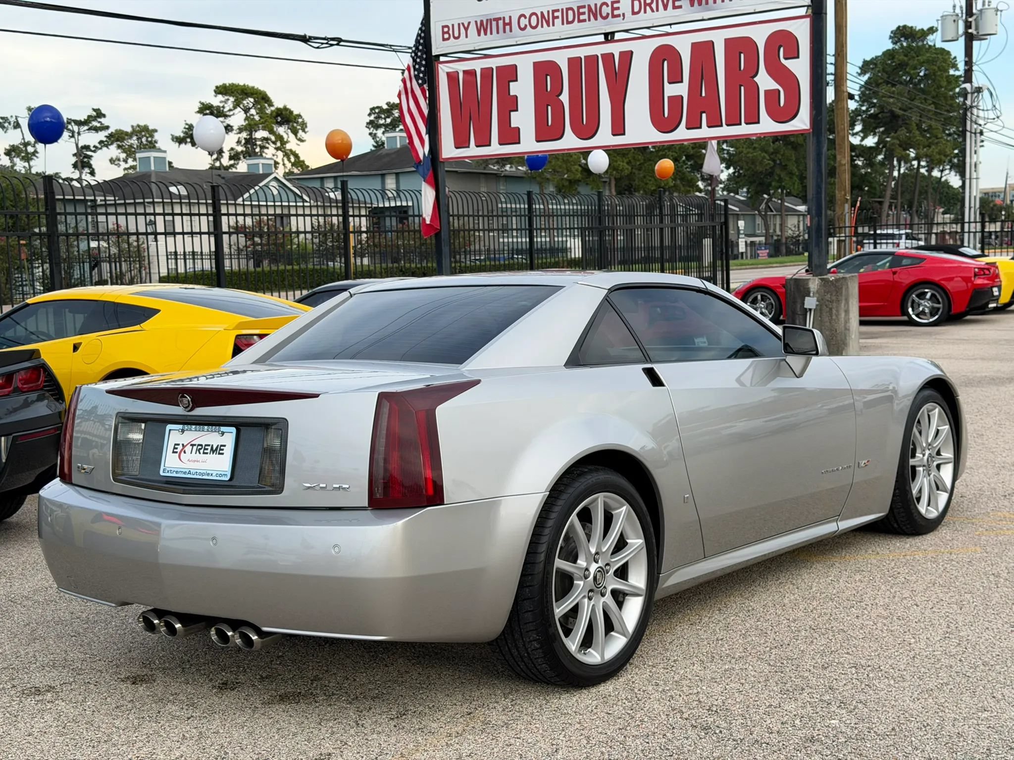 Used 2007 Cadillac XLR V RWD image 40