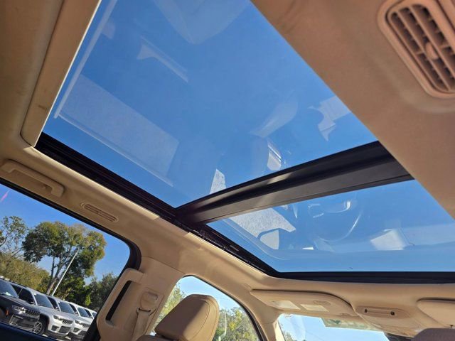 Used 2022 Ford Expedition Limited image 42