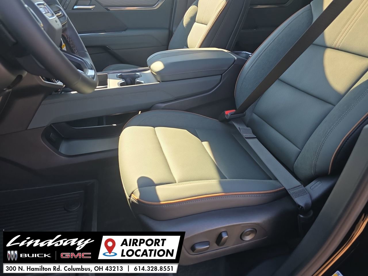 New 2026 GMC Acadia AT4 w/ Super Cruise Package image 21