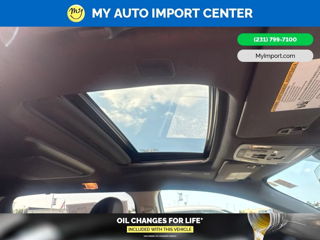 Used 2021 Toyota Sienna Platinum AWD/4WD image 32