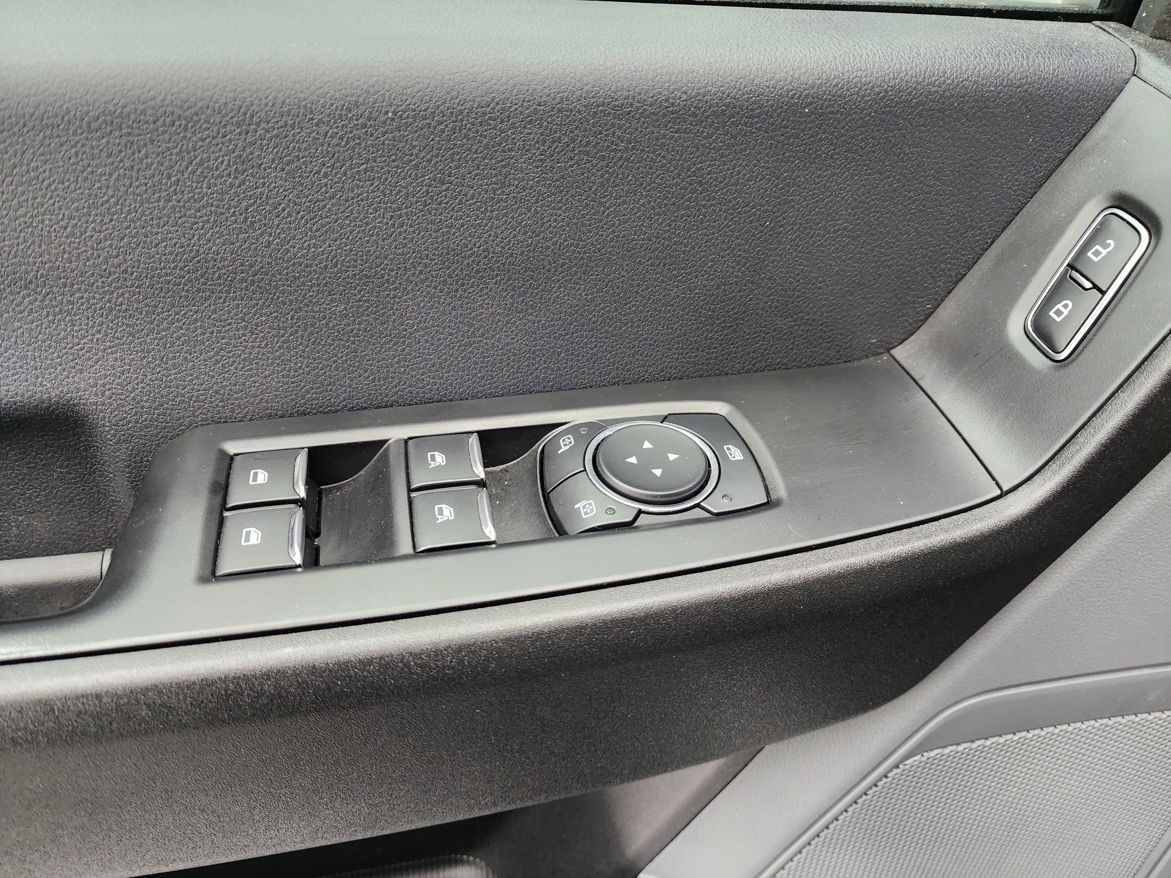 Used 2024 Ford F350 XL w/ FX4 Off-Road Package image 37