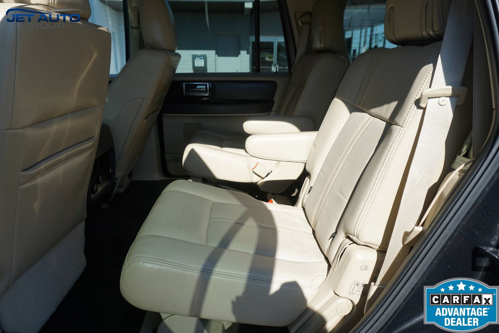 Used 2015 Lincoln Navigator 4WD w/ Equipment Group 101A Reserve image 22