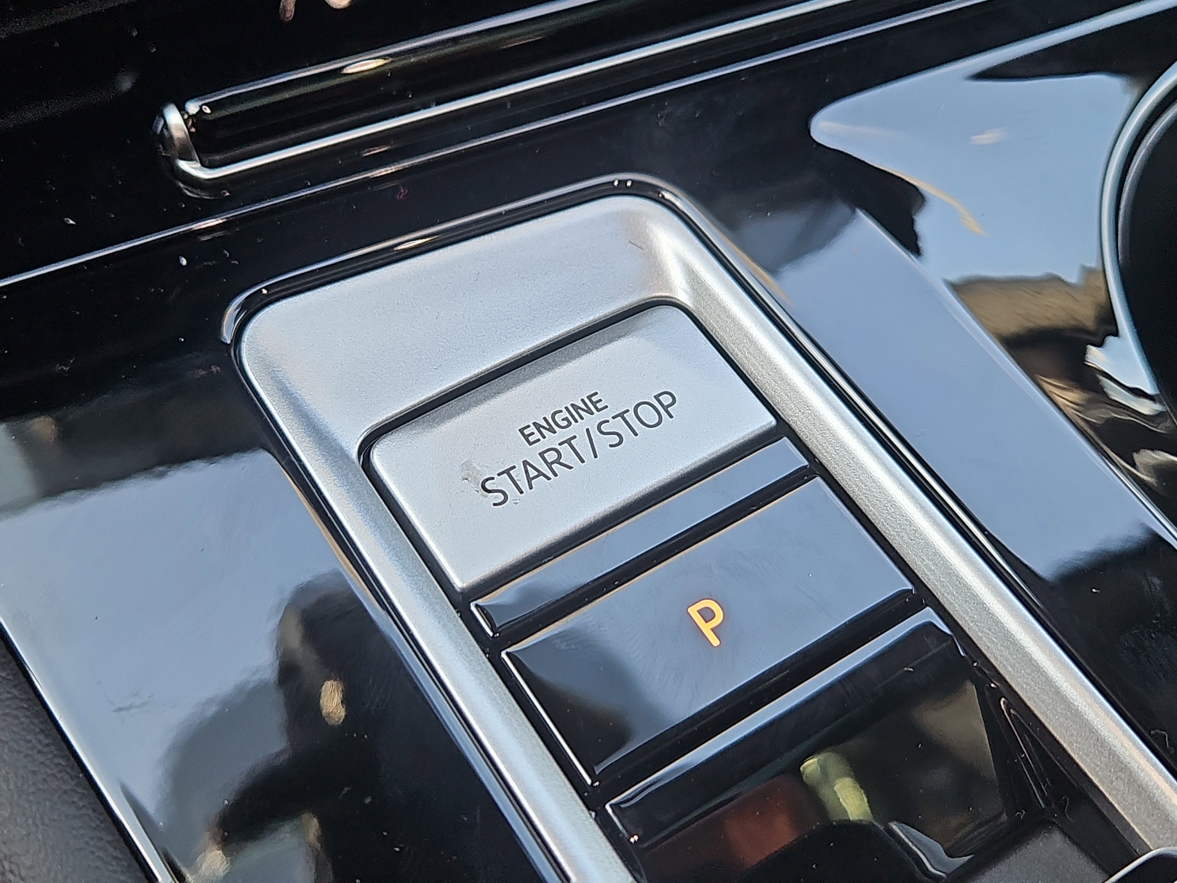 New 2026 Volkswagen Atlas Cross Sport SEL R-Line image 16