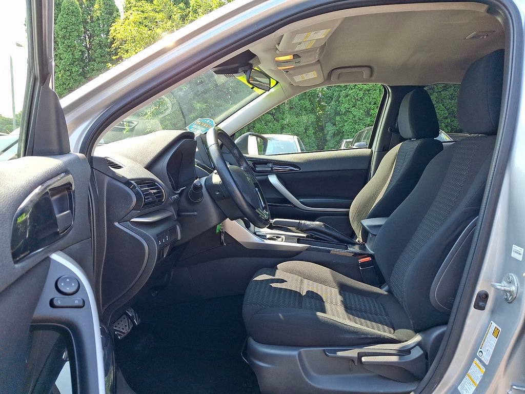 Used 2022 Mitsubishi Eclipse Cross LE AWD/4WD image 13