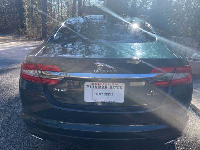 Used 2014 Jaguar XF 3.0 AWD/4WD image 7
