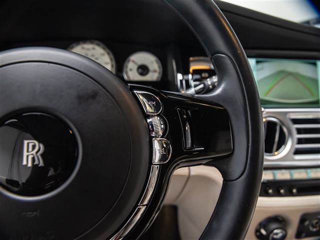 Used 2016 Rolls-Royce Wraith image 21
