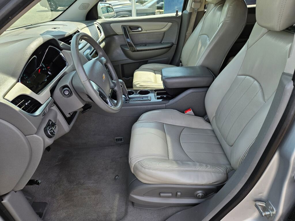 Used 2014 Chevrolet Traverse LTZ AWD/4WD image 17