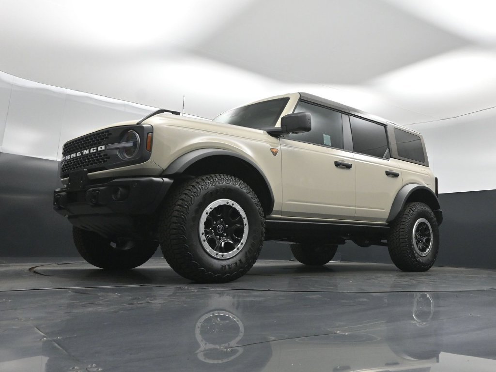 Certified 2026 Ford Bronco Badlands AWD/4WD image 45