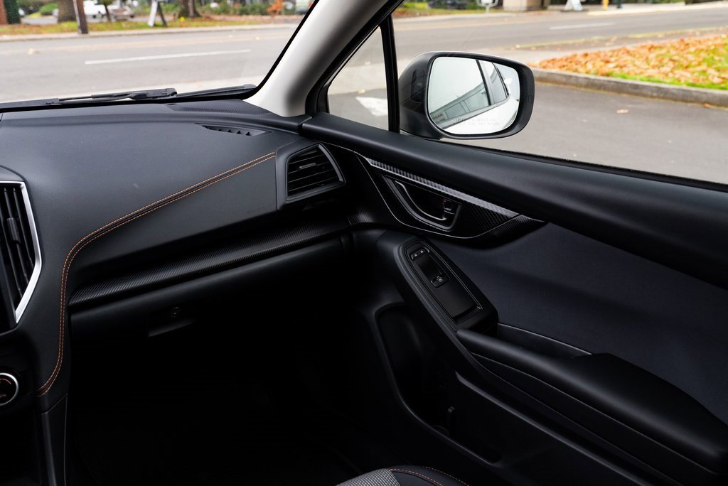 Used 2022 Subaru Crosstrek 2.0i Premium w/ Moonroof Package image 10