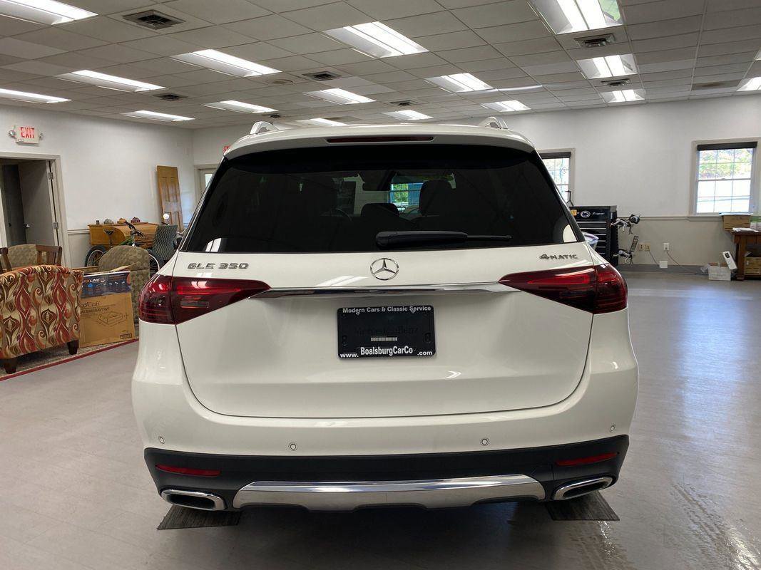 Used 2024 Mercedes-Benz GLE 350 4MATIC image 4