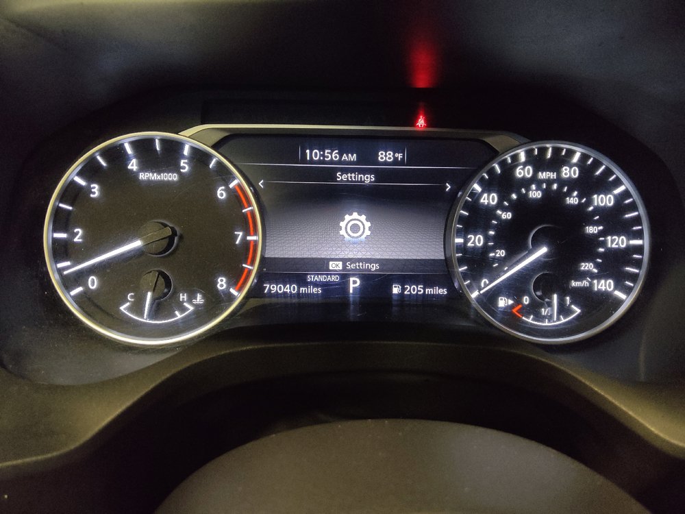 Used 2021 Nissan Rogue S FWD image 23