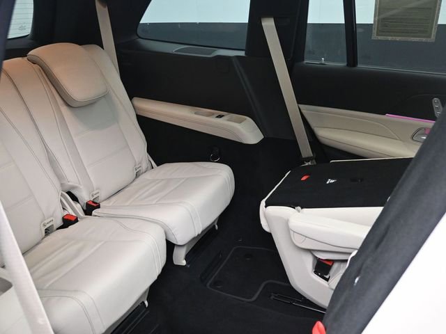 Used 2025 Mercedes-Benz GLS 450 4MATIC image 27