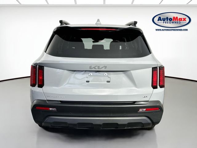 Used 2023 Kia Sorento S AWD/4WD image 7