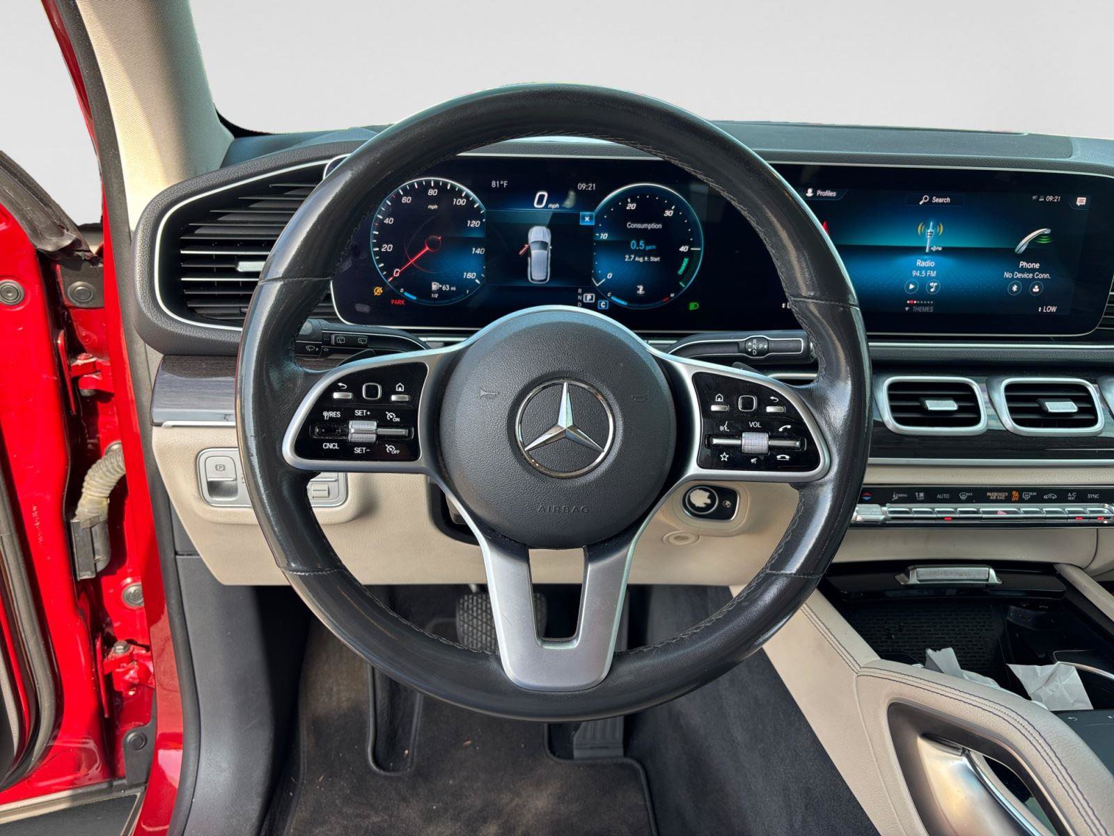 Used 2020 Mercedes-Benz GLE 350 4MATIC w/ Premium Package image 11