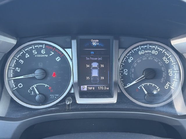 Used 2021 Toyota Tacoma SR5 AWD/4WD image 22