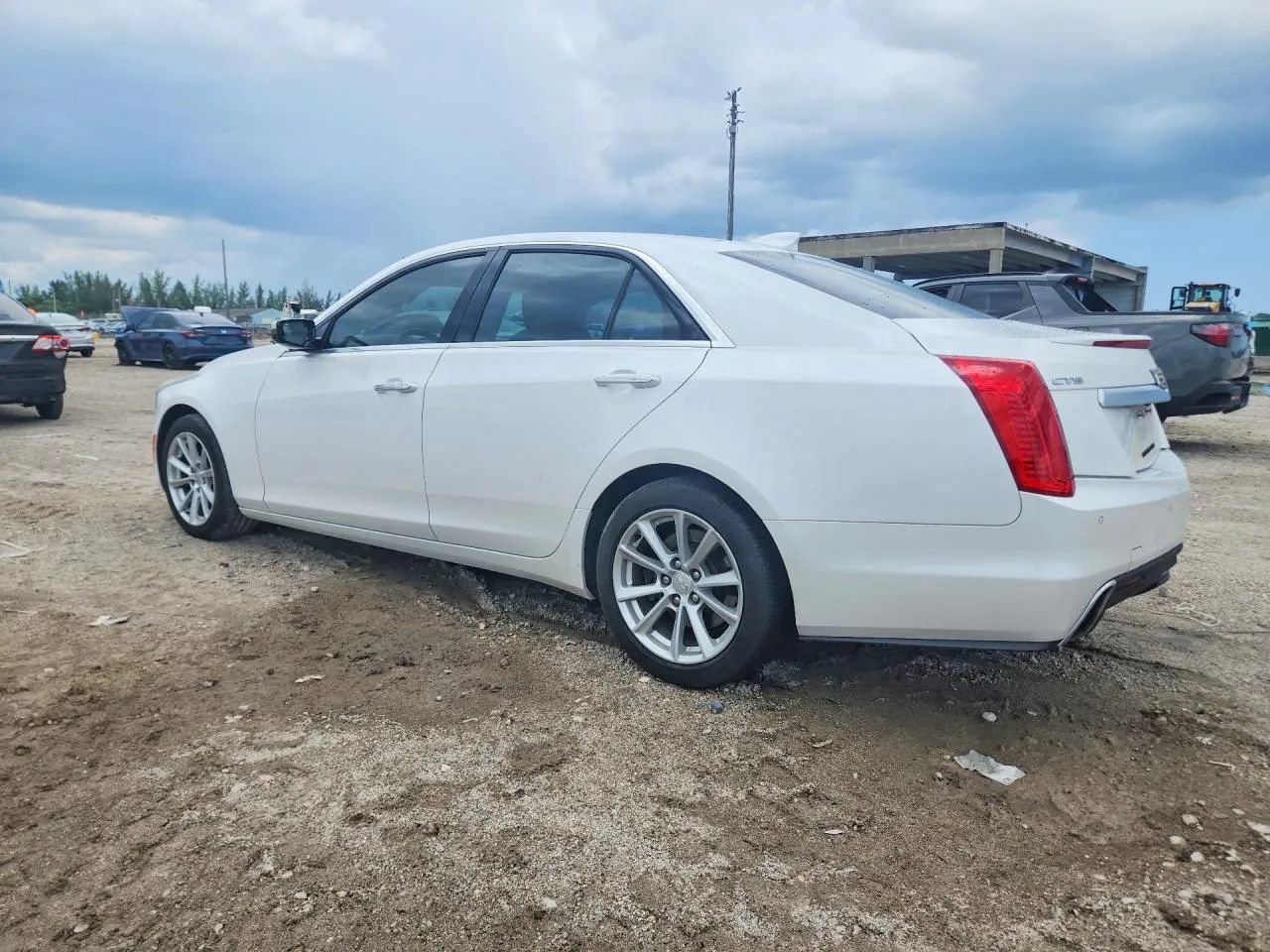Used 2019 Cadillac CTS Sedan RWD image 4