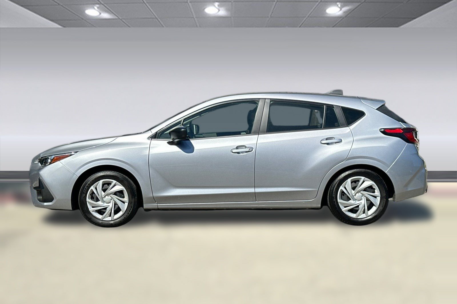 Used 2025 Subaru Impreza 2.0i AWD/4WD image 2